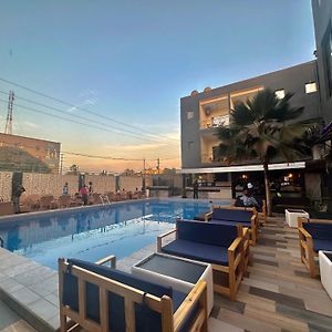 Apartments Plaza Hotel